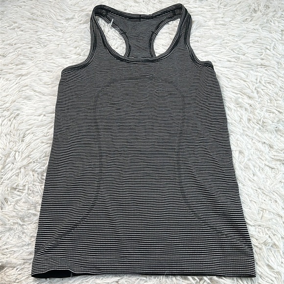 Lululemon Swiftly Tech Tank Hyper Stripe Black White - Picture 1 of 3